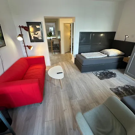 Schoene Am Flughafen Mg63 Bis Mg66 *