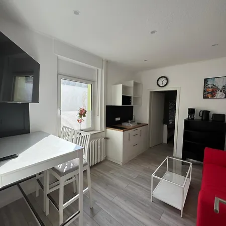 Schoene Am Flughafen Mg63 Bis Mg66 *