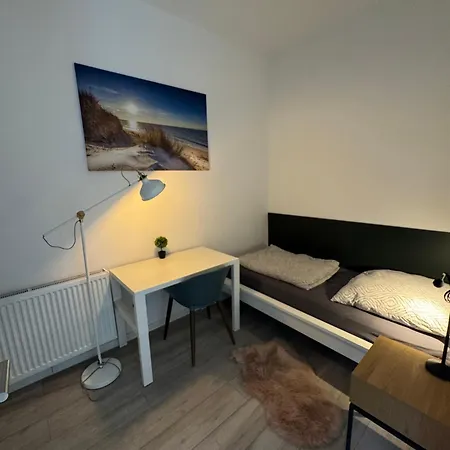 Schoene Am Flughafen Mg63 Bis Mg66 Апартаменты *