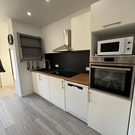 Schoene Am Flughafen Mg63 Bis Mg66 Апартаменты *