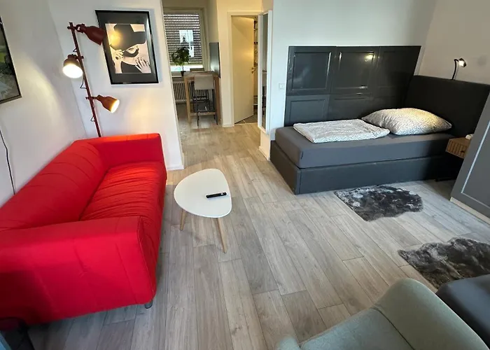 Schoene Am Flughafen Mg63 Bis Mg66 *