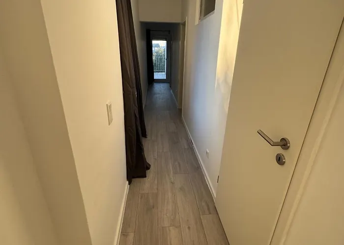 Schoene Am Flughafen Mg63 Bis Mg66 아파트 뮌헨글라드바흐