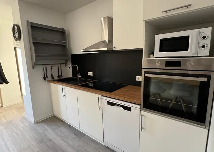 Schoene Am Flughafen Mg63 Bis Mg66 Апартаменты *